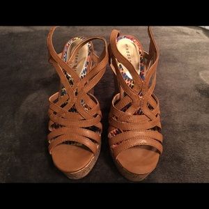 Madden Girl Wedges